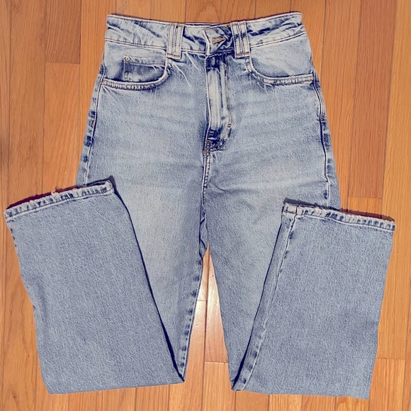 NWOT ZARA HIGH RISE SLIM FIT JEANS - Picture 8 of 10